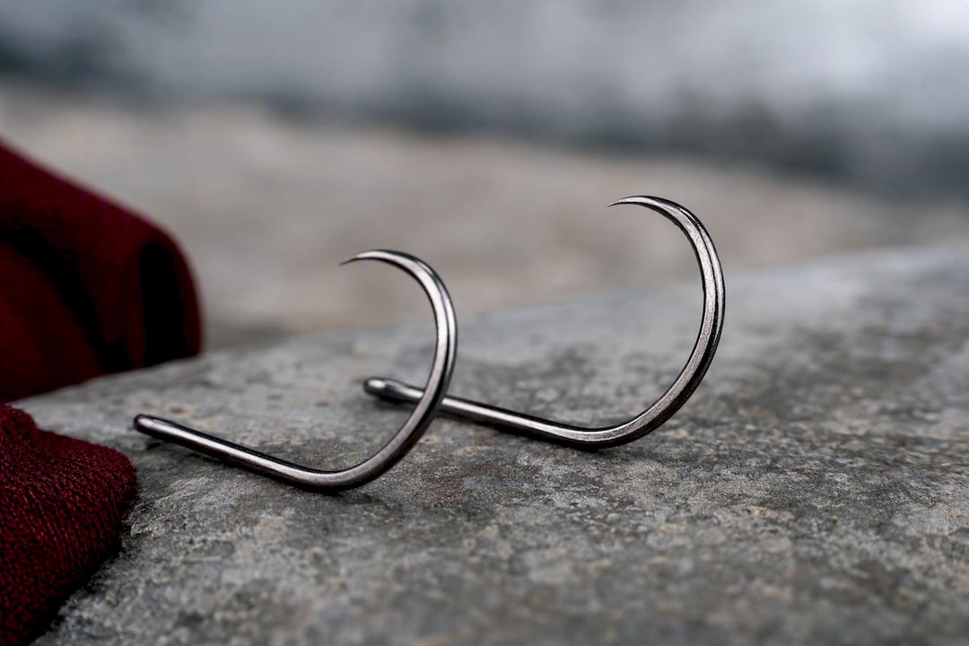 Cropped hooks showing different coho sizes